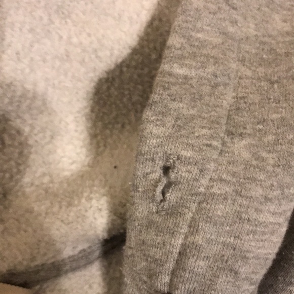 Old Navy - Sweatshirt/Hoodie - Size Medium - Picture 3 of 5